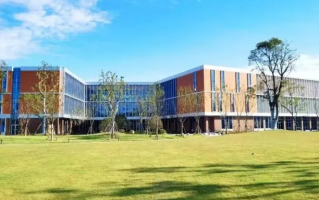 四川高考多少分可以读上海外国语大学贤达经济人文学院？附2021-2023最低分及位次