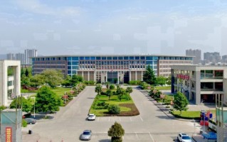 2024年宝鸡职业技术学院录取分数线，新疆最低240分
