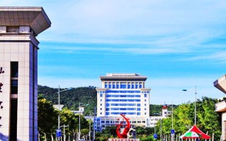 贵州考生620分左右文科能上什么大学？附2024年可以报考的大学名单